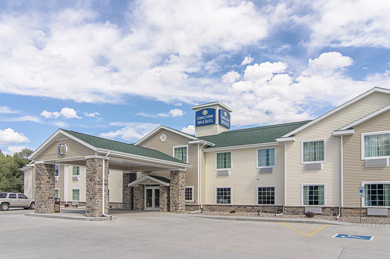Cobblestone Inn & Suites - Guernesey Exterior foto